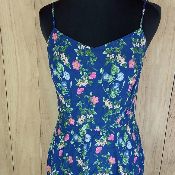 Old Navy Blue Spaghetti Strap Floral V-Neck Summer Dress - Picture 11 of 15